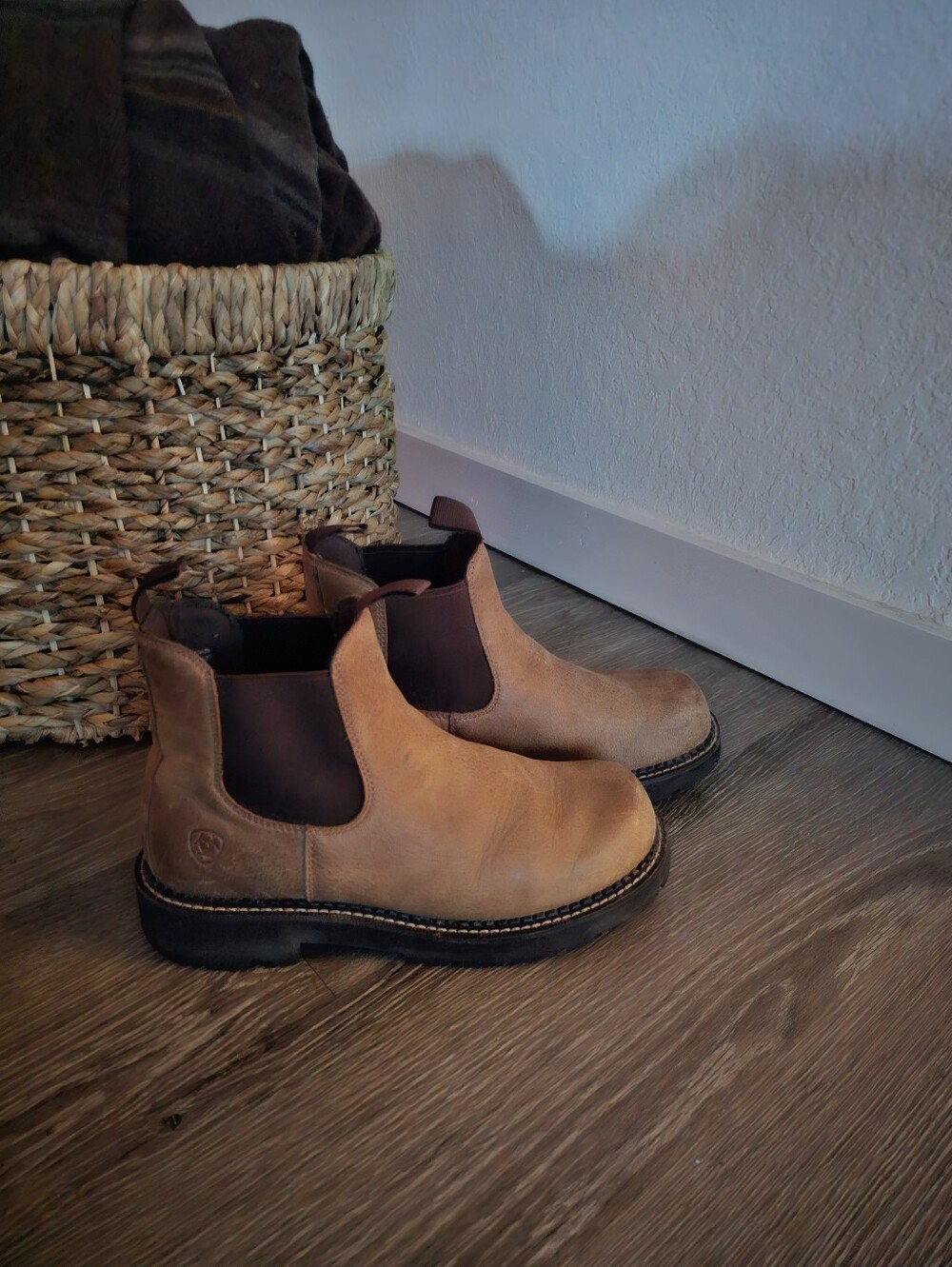 ARIAT chelsea Boot Leather Size 9/9.5